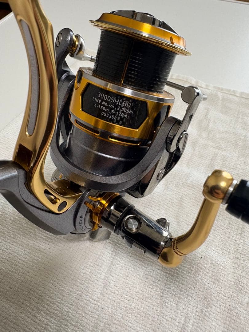 ダイワ トーナメント ISO 3000SH-LBD