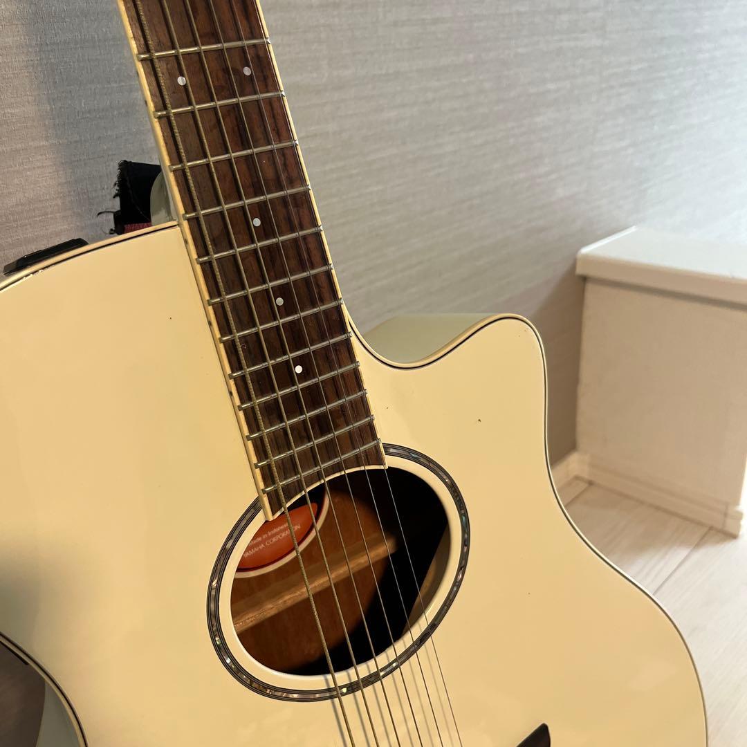 YAMAHA APX600 白色　エレアコ　ソフトケース付き