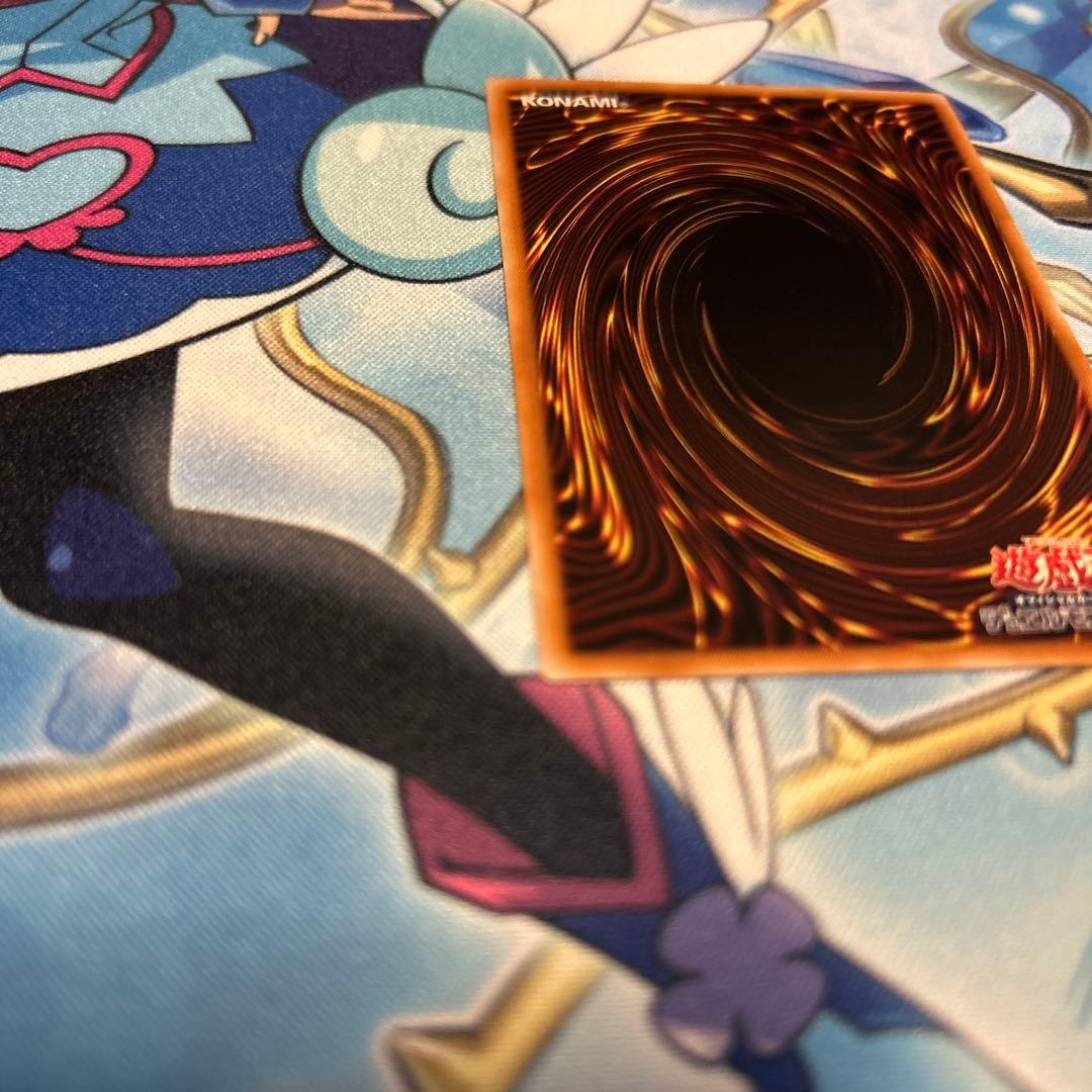 閃刀姫－レイ クオシク