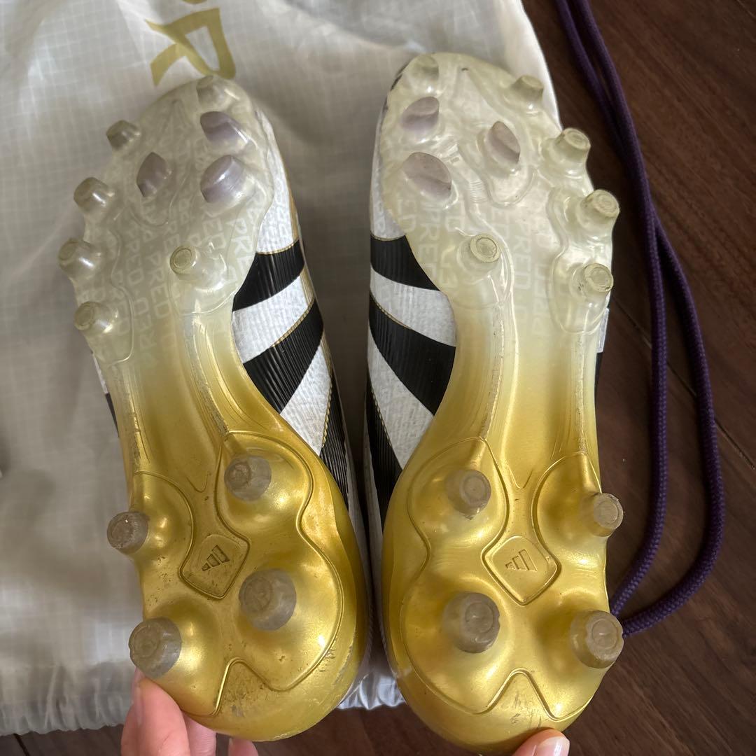 adidas Predator サッカーシューズ ホワイト/ブラック/ゴールド