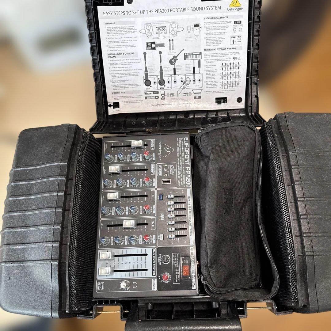 Behringer EUROPORT PPA200 ポータブルPAシステム