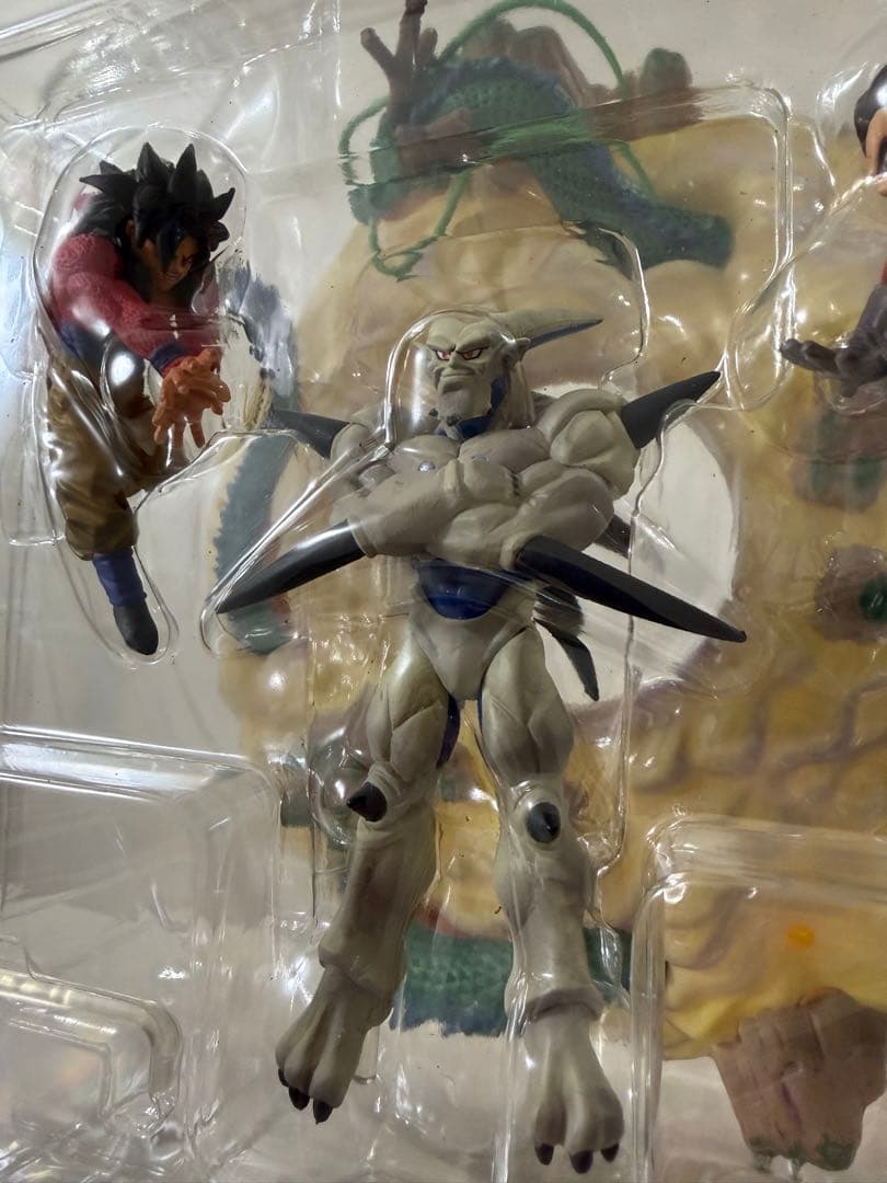 ドラゴンボール　フィギュア　ドラゴンボールGT ジオラマフィギュア　DVD特典