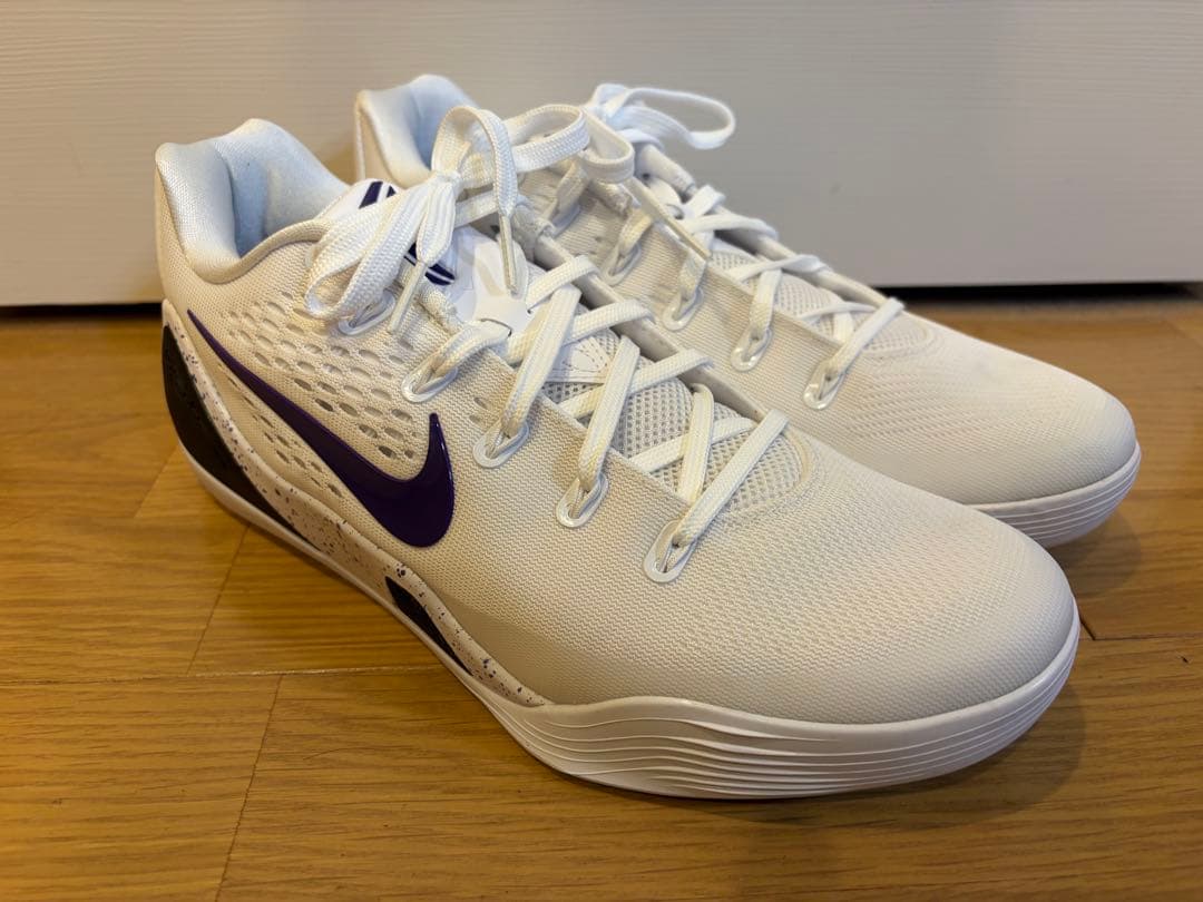 【美品】KOBE コービー 9 エリート LOW EM プロトロ ホワイト
