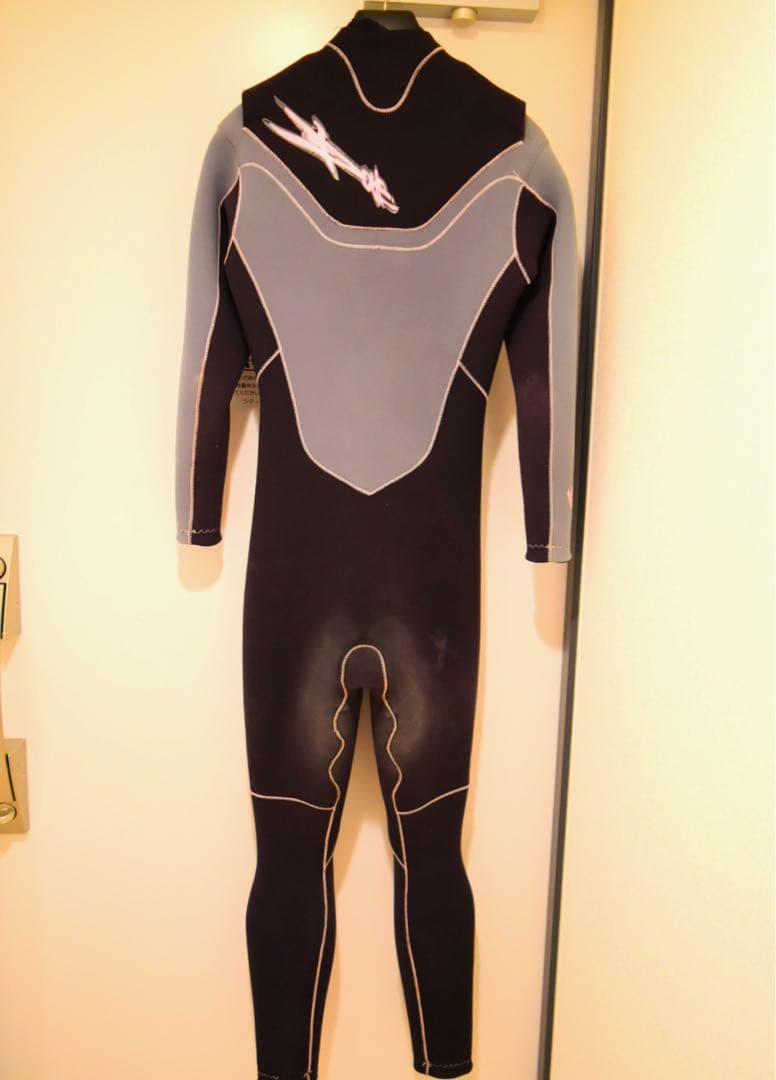 DOVE SURFING WETSUIT ダブ　ジャーフル