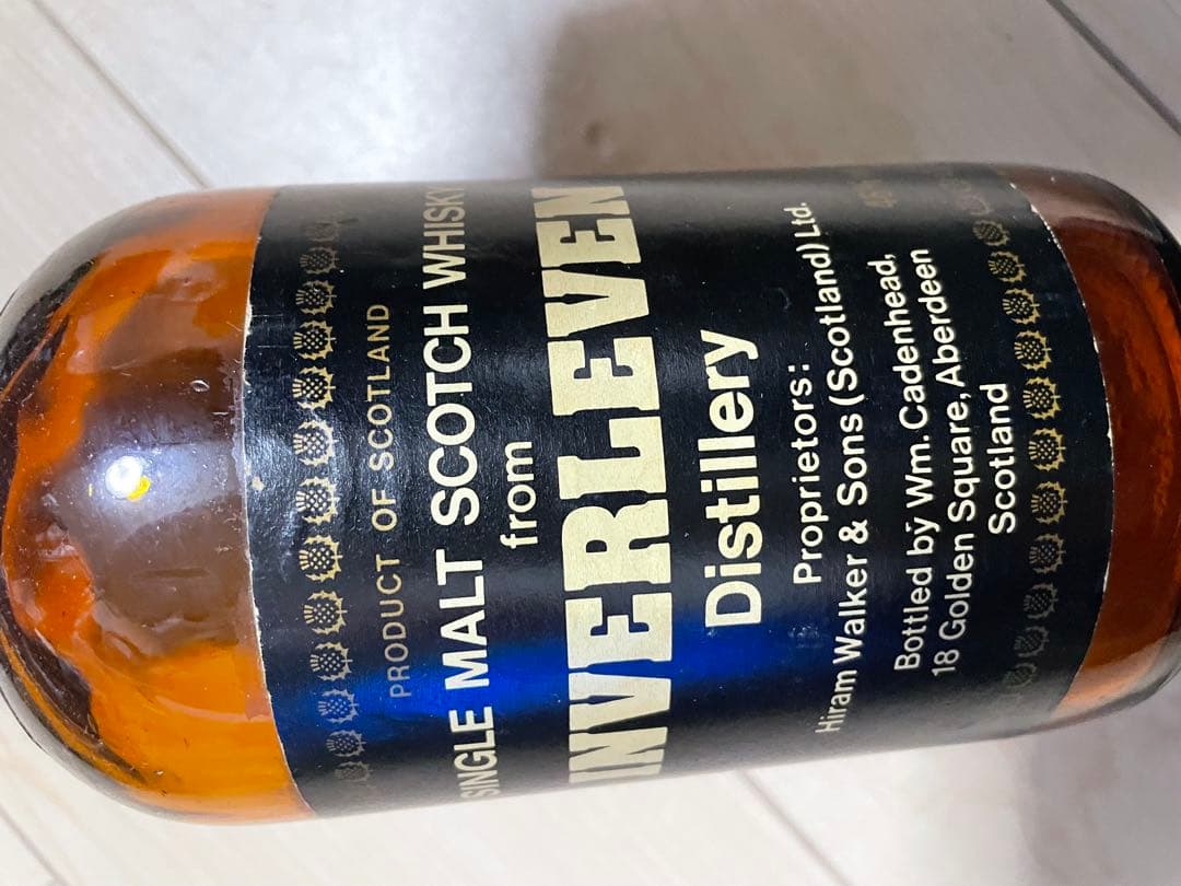 ケーデンヘッド通称ブラックダンピーボトル　INVERLEVEN　空き瓶