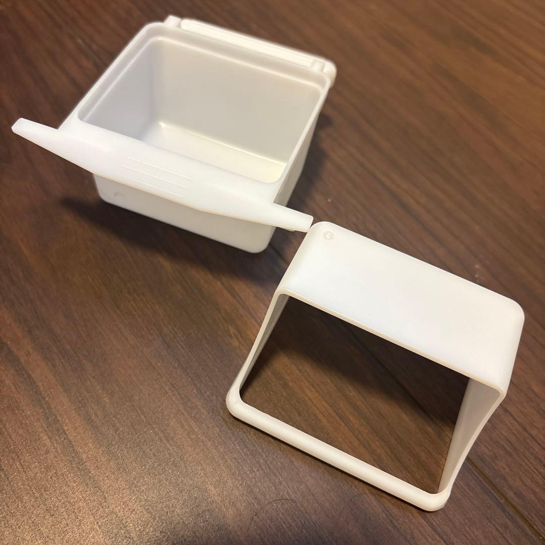 【SALE中:配送日数相談可】SANKO 中型ケージ 給水器・餌入れ付き