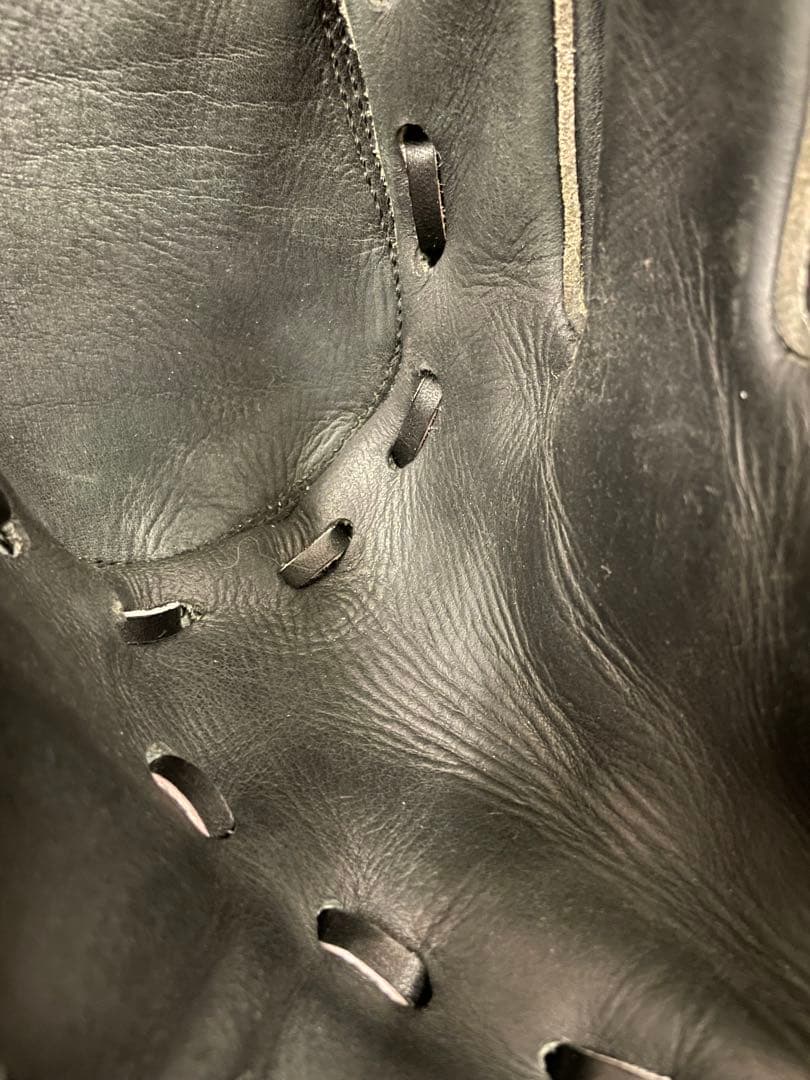 希少！　アンダーアーマー　野球 硬式グローブ 一般用　大人　右投げ　グラブ