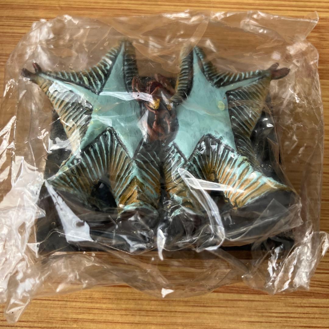 未開封品　ウルトラ怪獣名鑑　6体セット