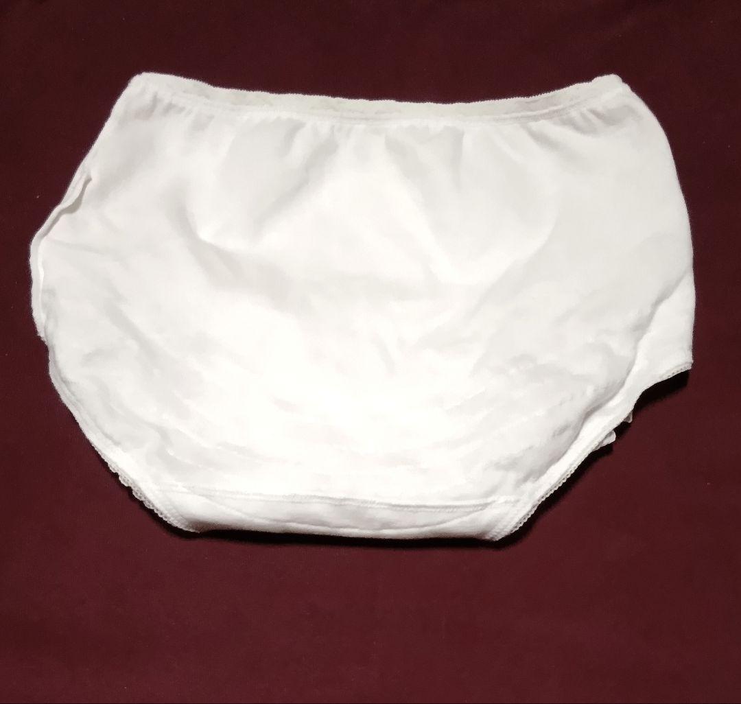 Courreges　ホワイト アンダースコート