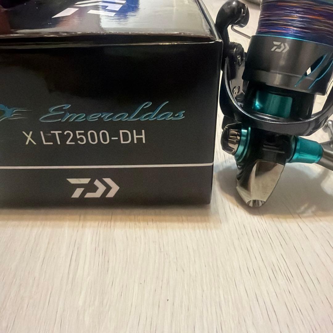 Daiwa Emeraldas X LT2500-DH スピニングリール