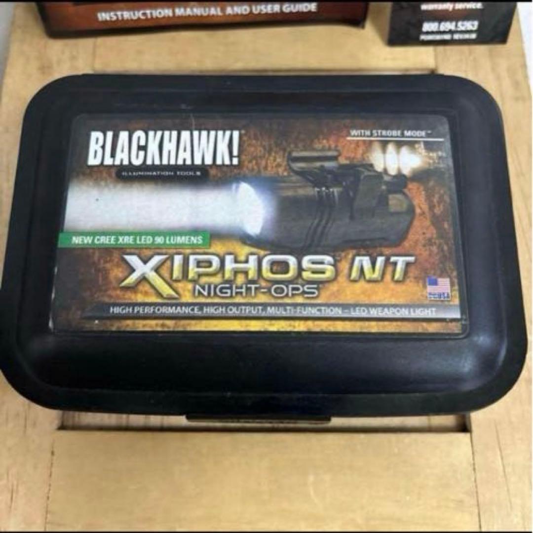未使用品　米軍　USA製 BLACKHAWK XIPHOS NT ウェポンライト