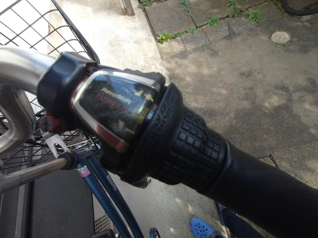 【柏市引取限定】ママチャリ 26インチ 鍵/オートライト/6段変速付(アサヒ)