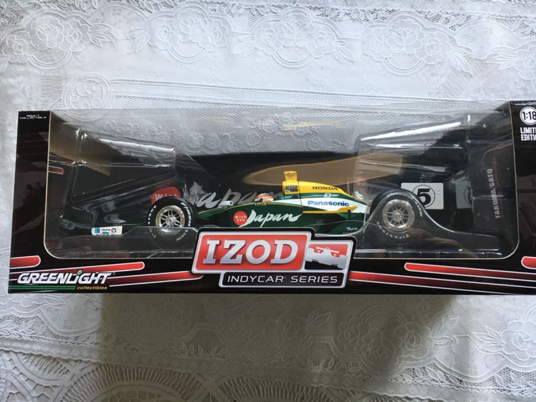 新品❤️TＡKU MＡ ＳＡTO❤️Ｆ1 レーシングカー❣️♪(*^^*)