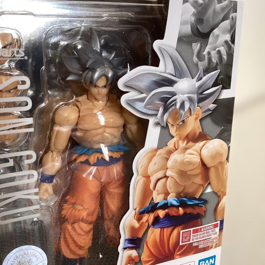 J*O様 新品未開封　ドラゴンボール超　孫悟空　身勝手の極意　可動フィギュア