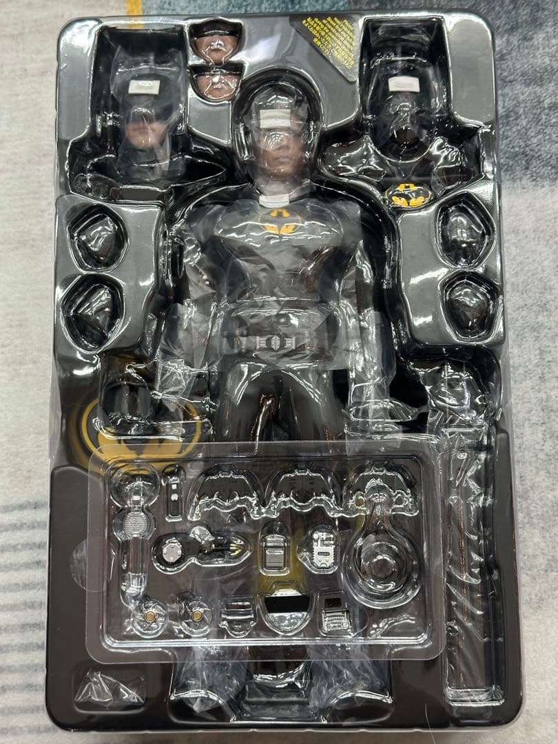 ホットトイズ　バットマン　モダンスーツ　フラッシュ