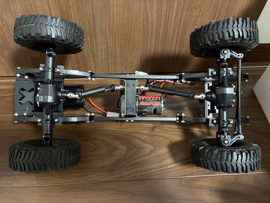 TRAIL STOMPER 4WD ラジコン