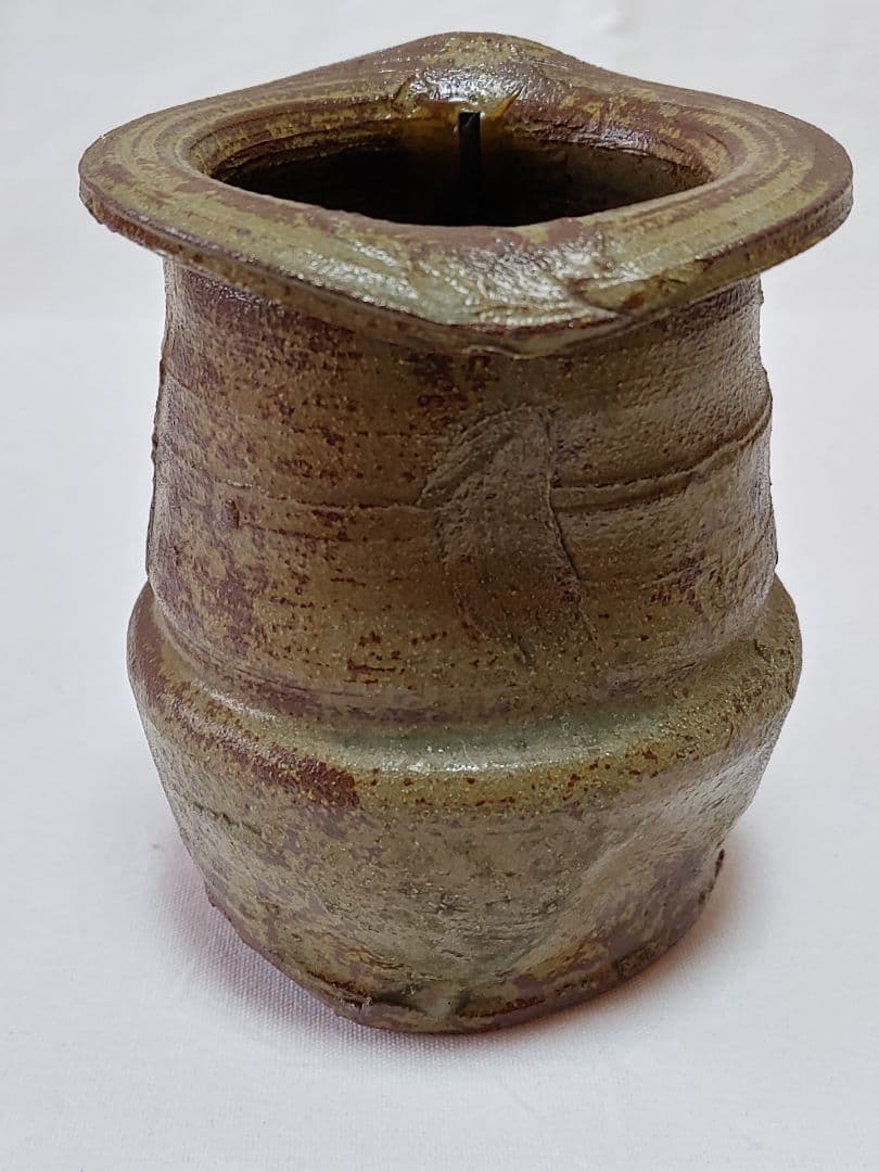 美濃雅山窯　灰釉掛花入　中島正雄作