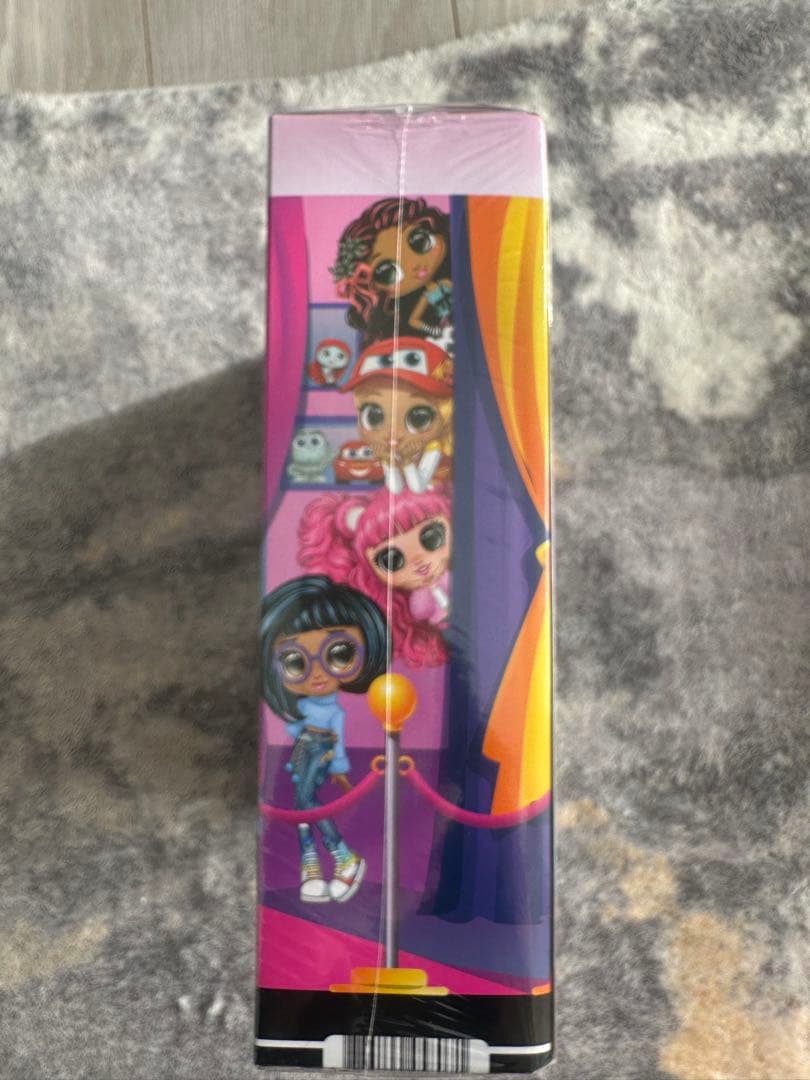 ドアラブルズ ADOORBS! サプライズ スーパーファン ドール　ディズニー