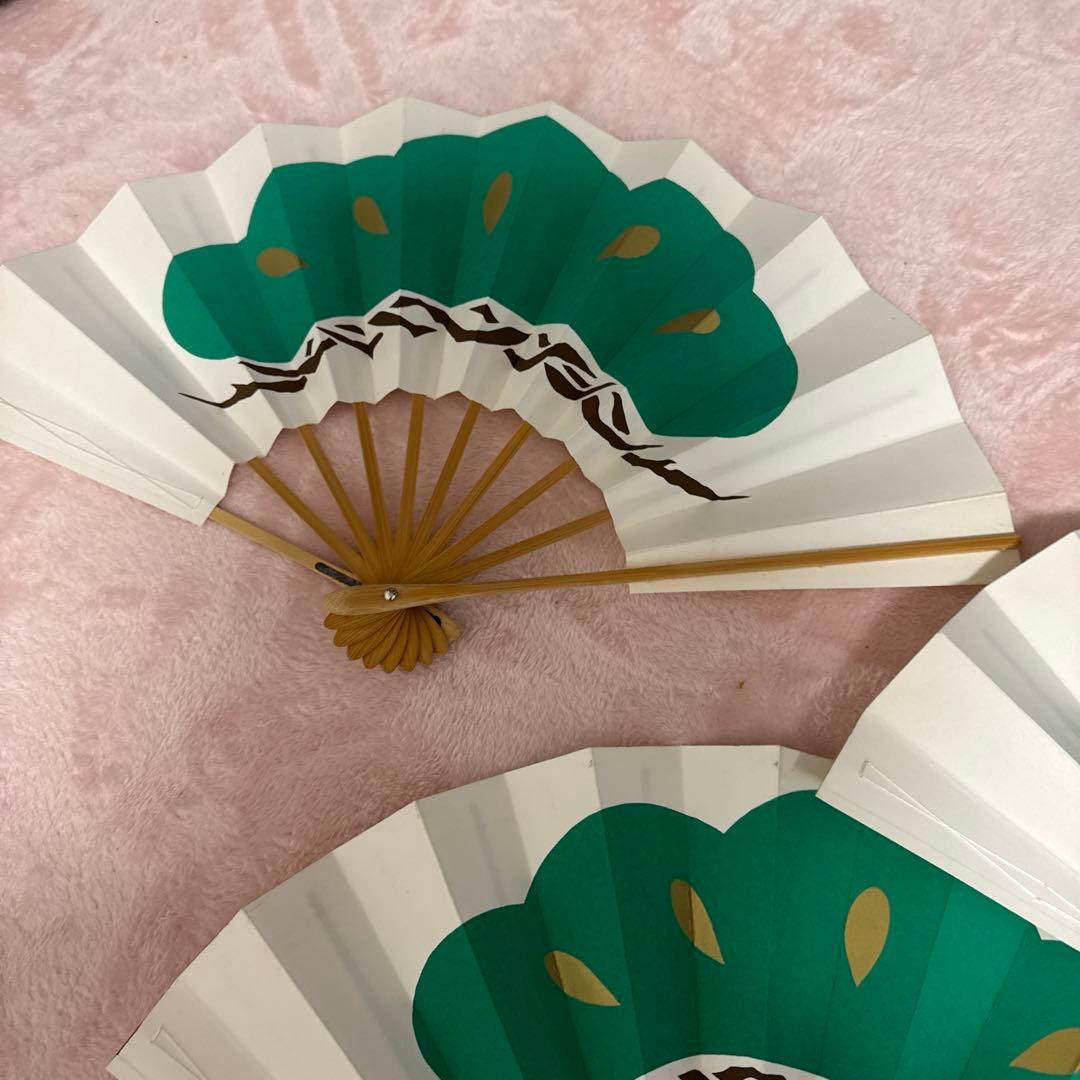郷土芸能扇子 8本セット 緑と白　松づくし