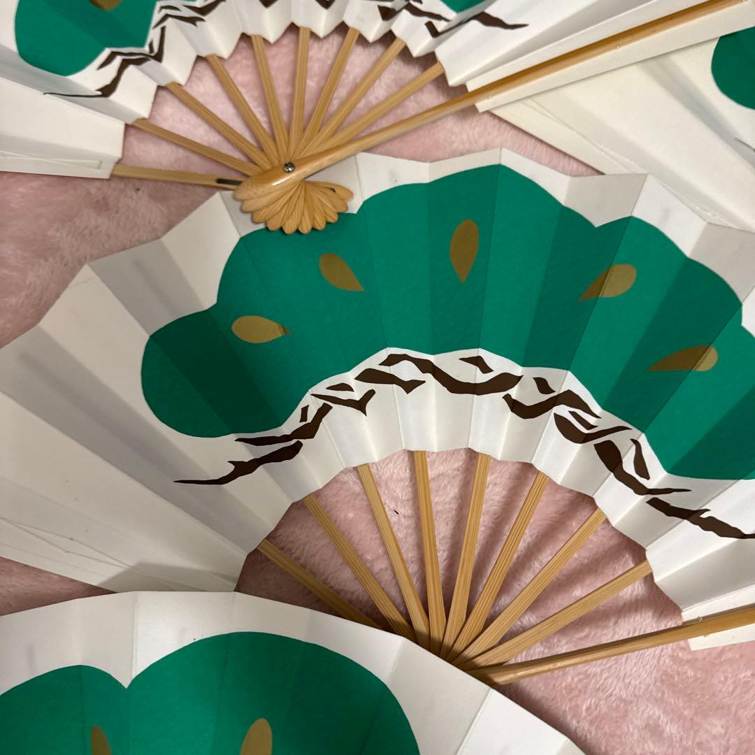 郷土芸能扇子 8本セット 緑と白　松づくし