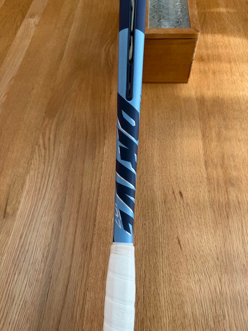 【ほぼ新品】　ピュアドライブ 107 babolat G1 現行モデル