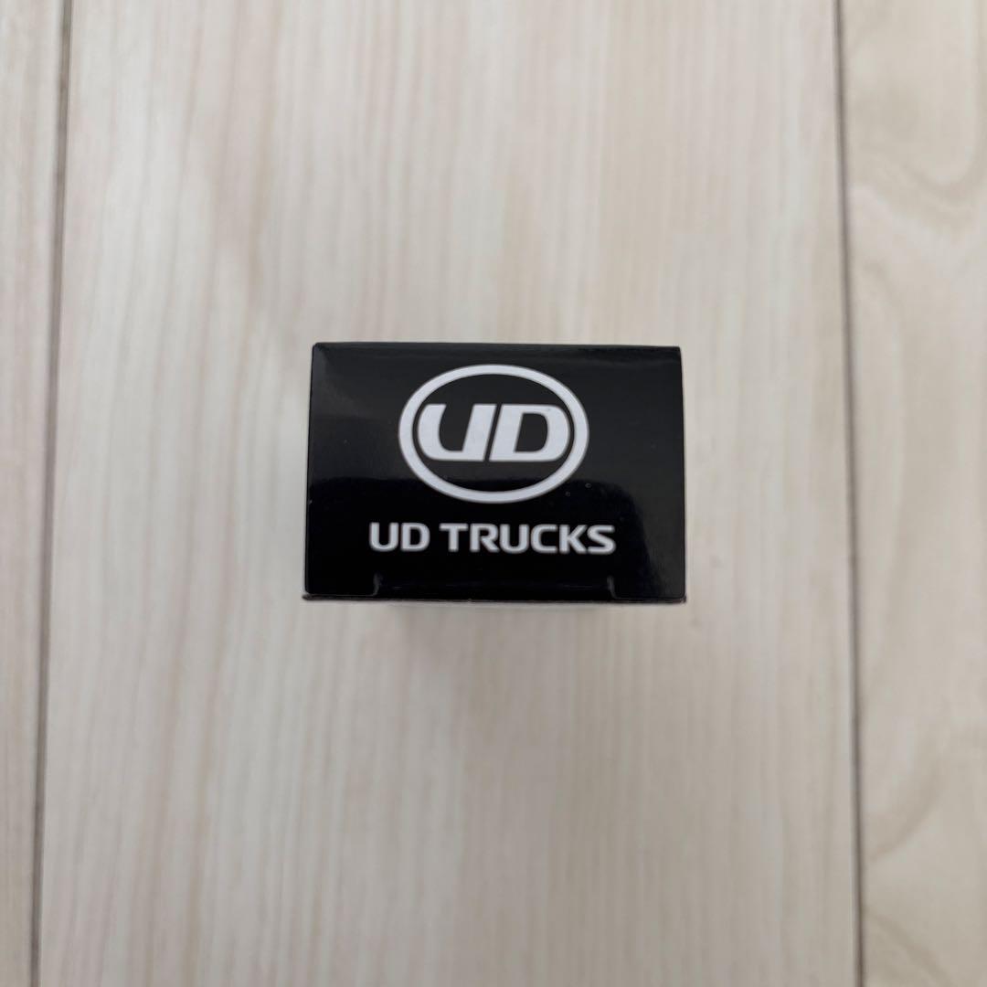 UDトラックス90周年記念クオン トミカ　非売品