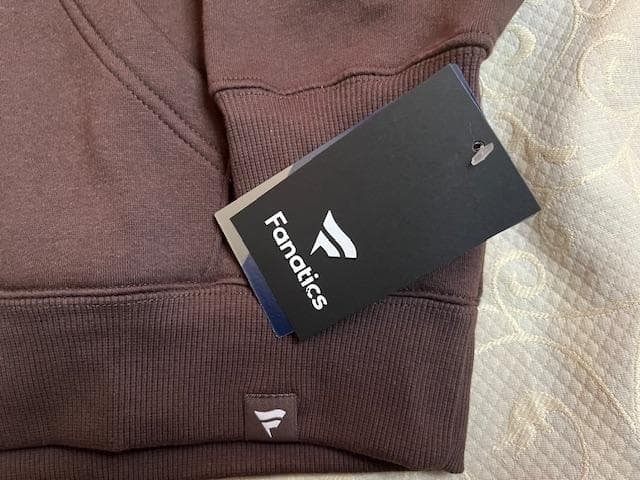 ダルビッシュYuパドレス2025ポストシーズンロッカーROOM選手使用フーディL