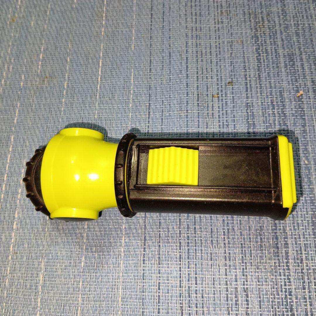 コンパクトハンディライト 黒と黄カラー