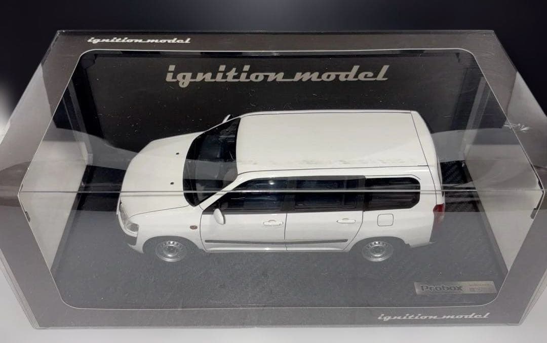 イグニションモデル Probox 1/18 プロボックス