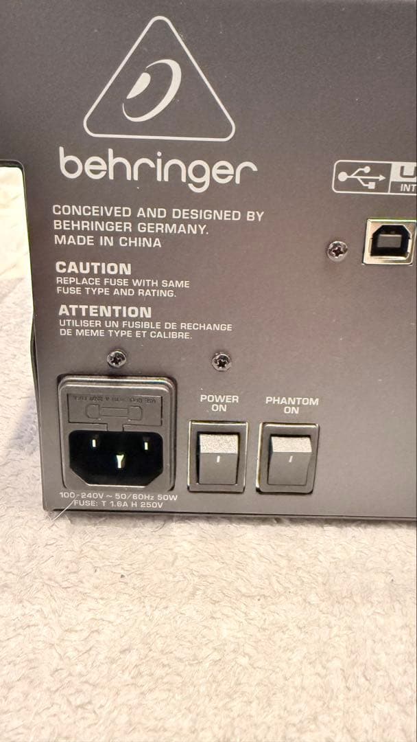 【箱無し】Behringer XENYX 2442USB アナログミキサー