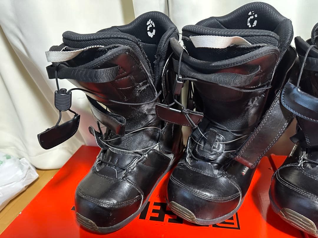 EDGE スノーボードブーツ ブラック 26.5センチ　②