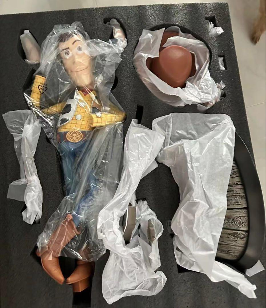 トイストーリーMGLTOYSPaladinウッディバスライトイヤー トフィギュア