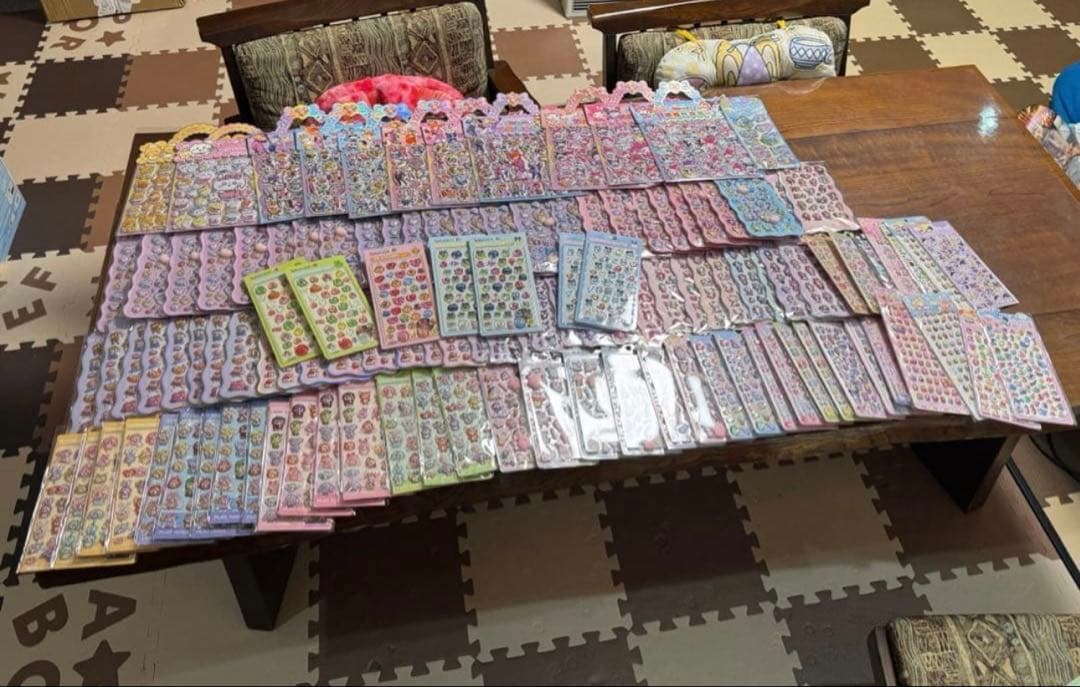 新品　ボンボンドロップシール　サンリオ　たまごっち　ちいかわ　　292枚セット