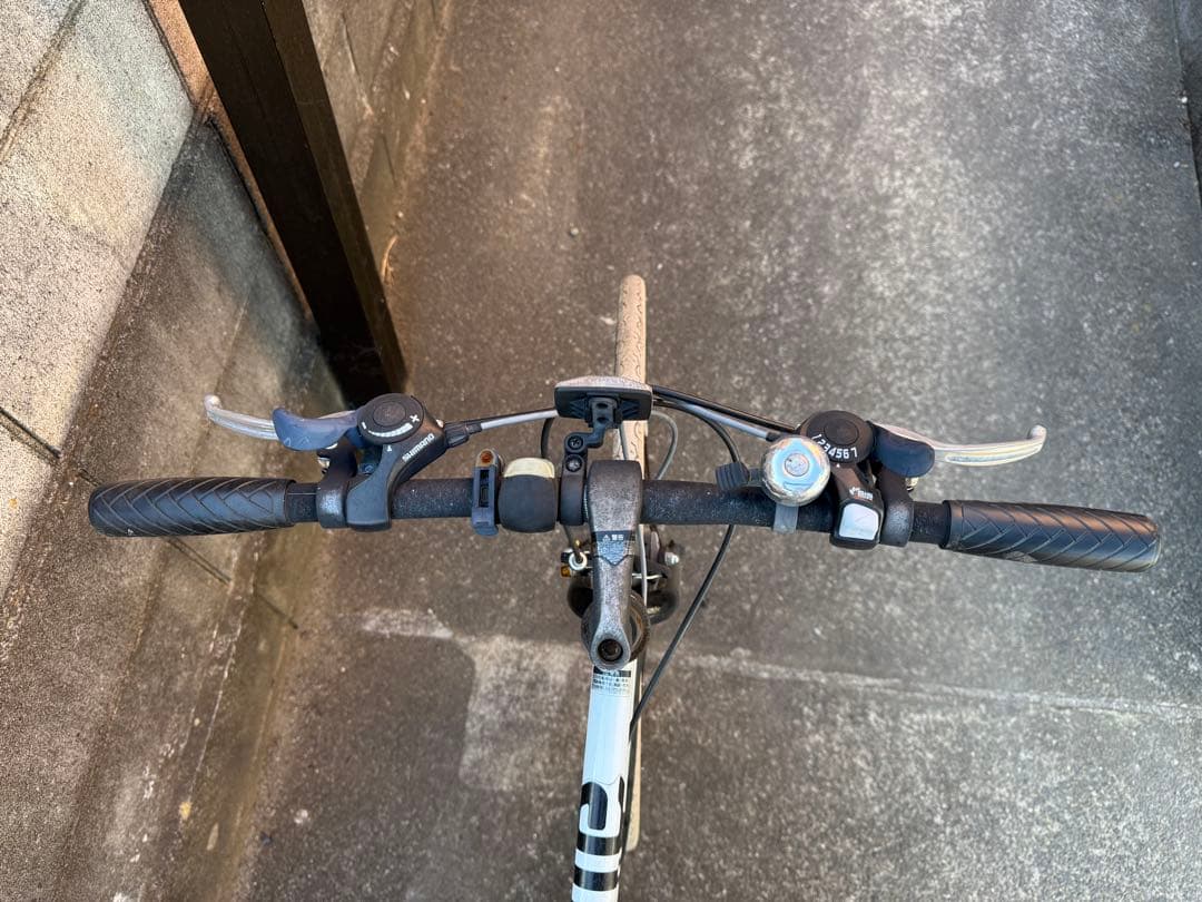 クロスバイク 700C ホワイト