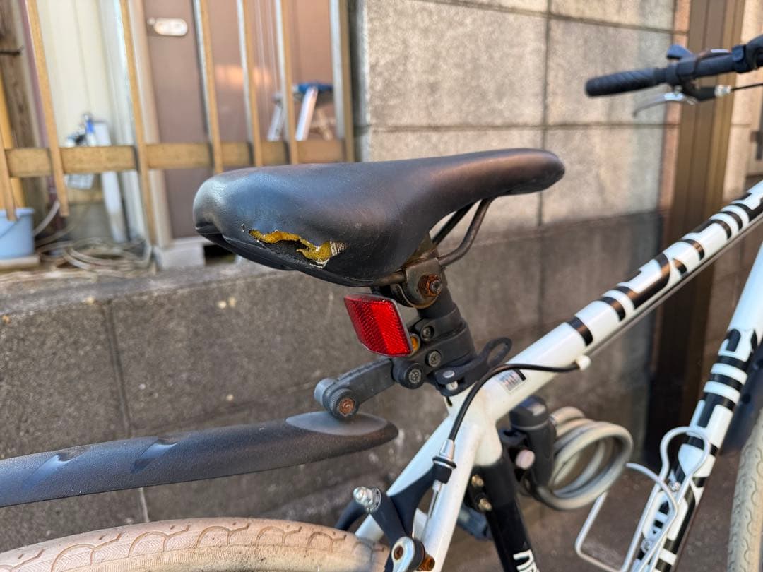 クロスバイク 700C ホワイト