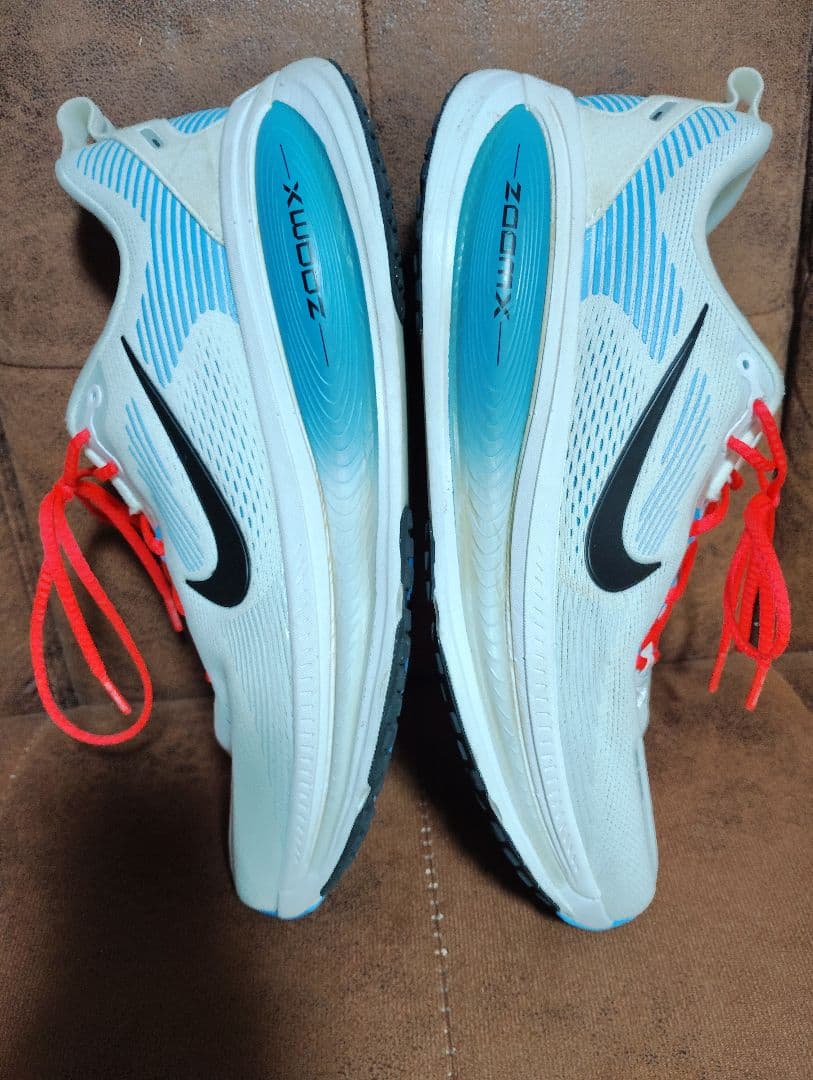 Nike　ボメロ18　29.0cm