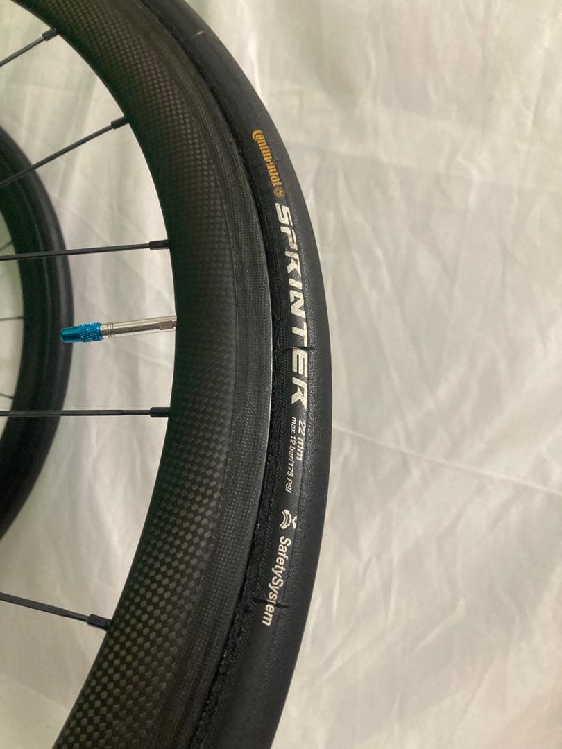 カーボンホイール リムブレーキ タイヤ付属