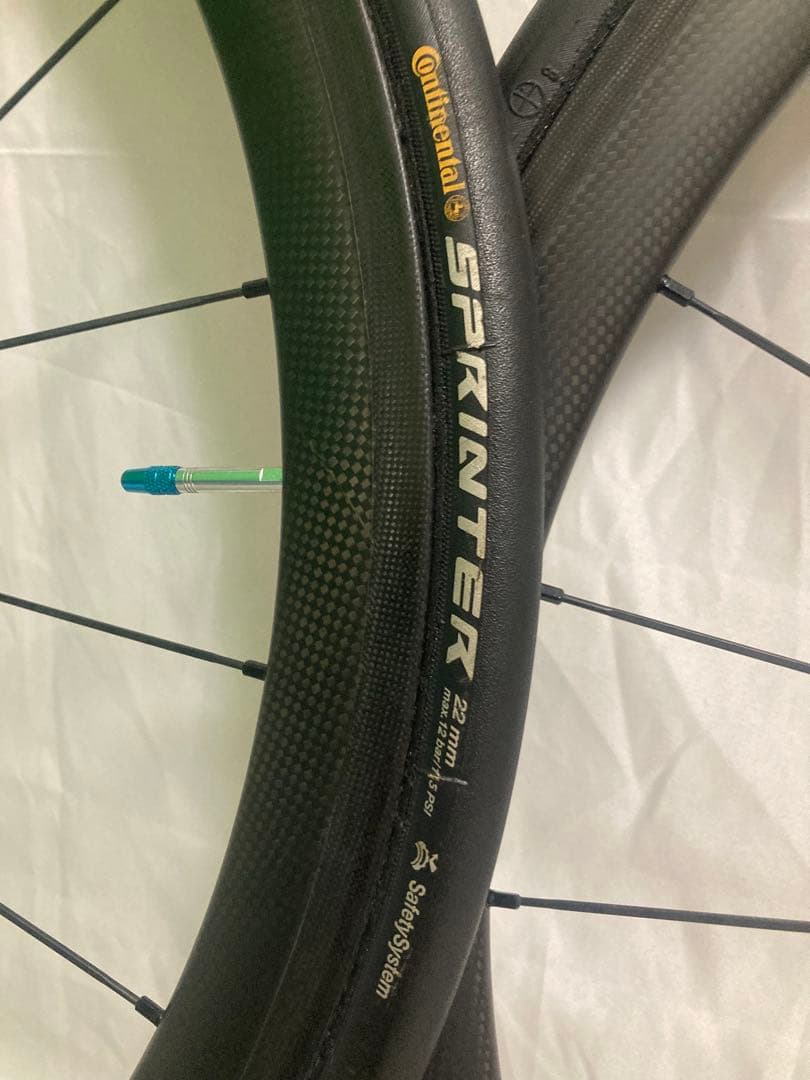 カーボンホイール リムブレーキ タイヤ付属
