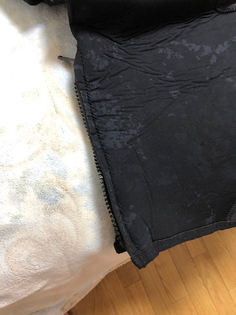 ネイビーカンパニーWATERMAN 5mmブラックカモ　ウェット 新品未使用品