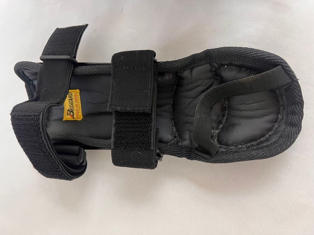 審判用プロテクター (マスク、左手用)、インジケーター、ブラシとハケ