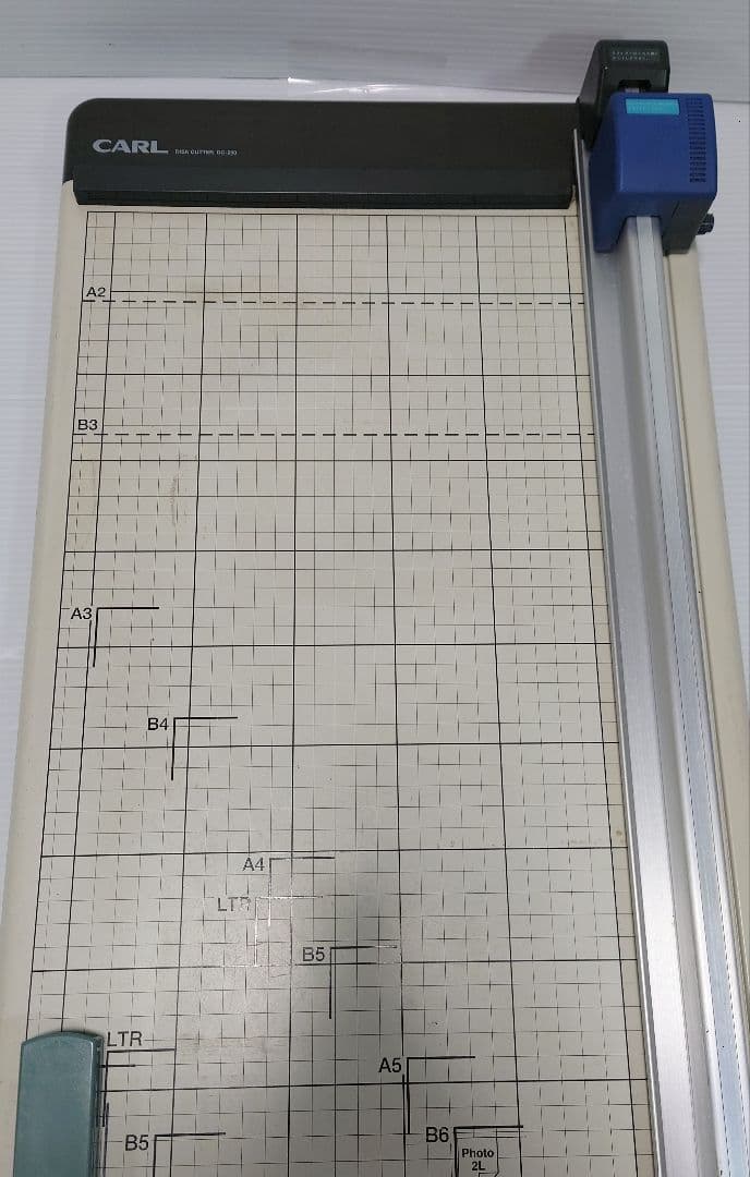 カール事務器 裁断機 ペーパーカッター A2対応 15枚裁断 DC-250