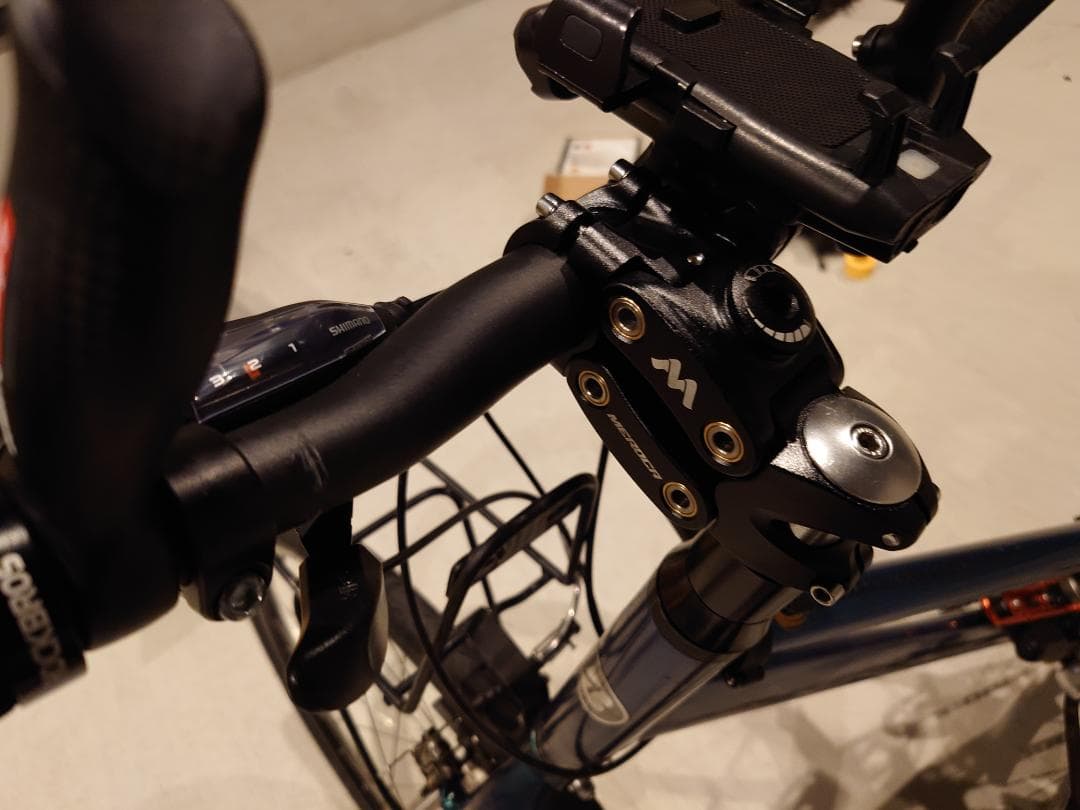 ブリヂストン　アビオス　プレーヤー　クロスバイク　26インチ　2×7