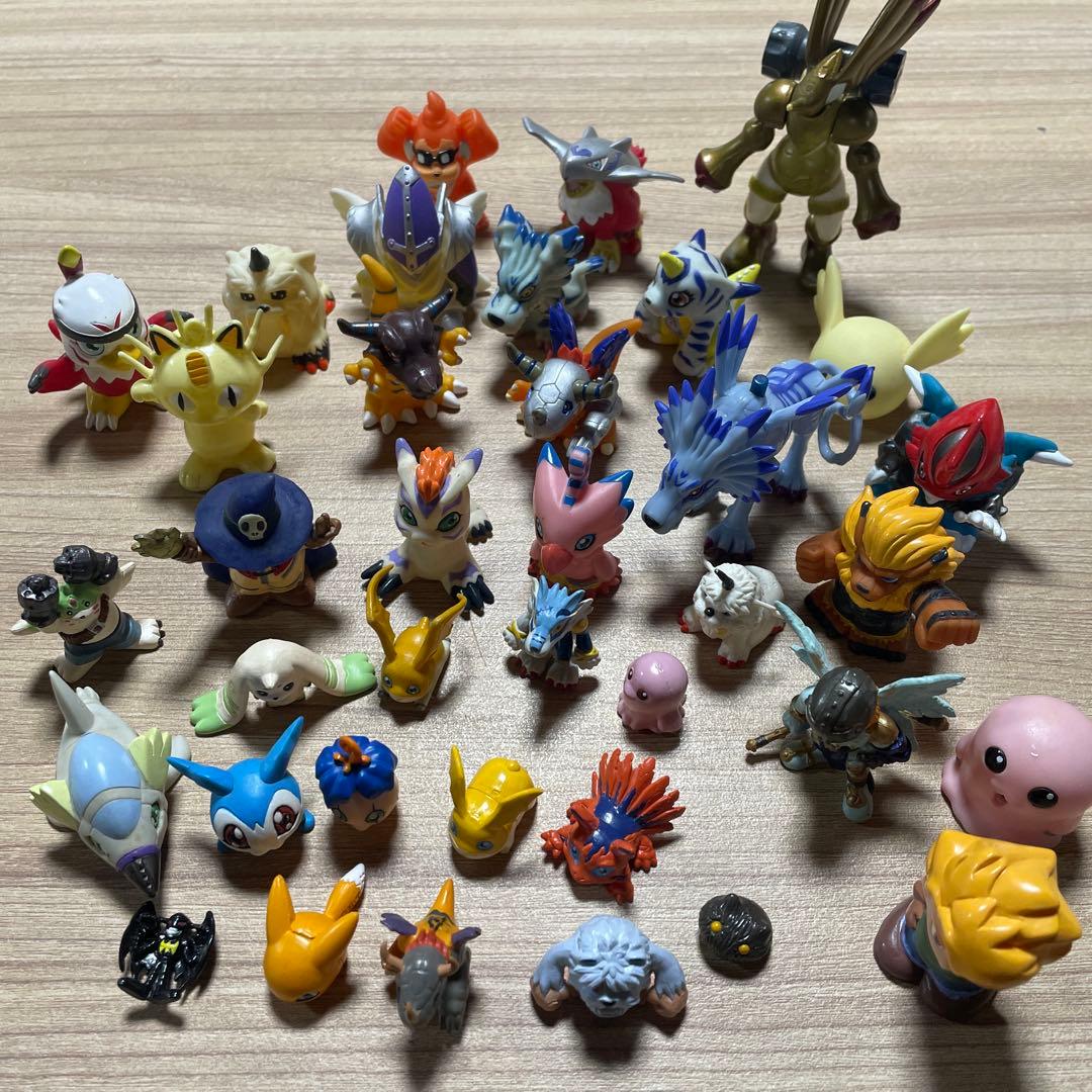 ポケモン デジモン　フィギュア　37体