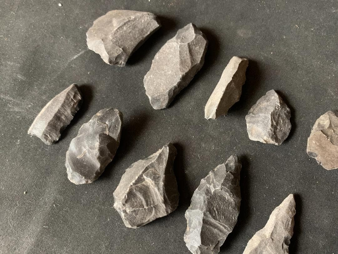 石器 矢尻 鏃 ヤジリ 小やじり20点 縄文時代 発掘地:京都府綴喜郡 492