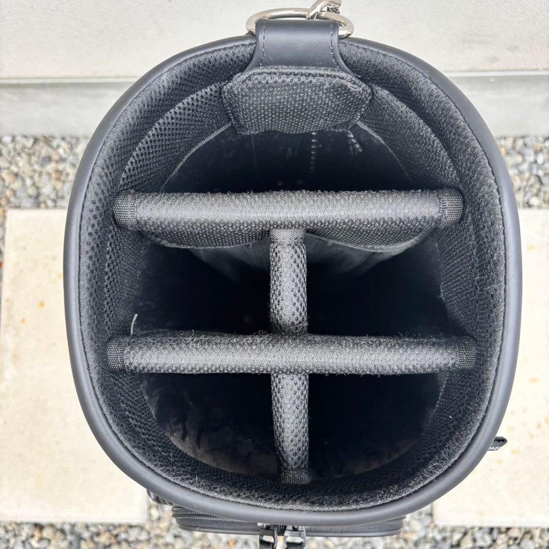 希少 完売品 テーラーメイド グラフィックロゴ キャスター付 キャディバッグ