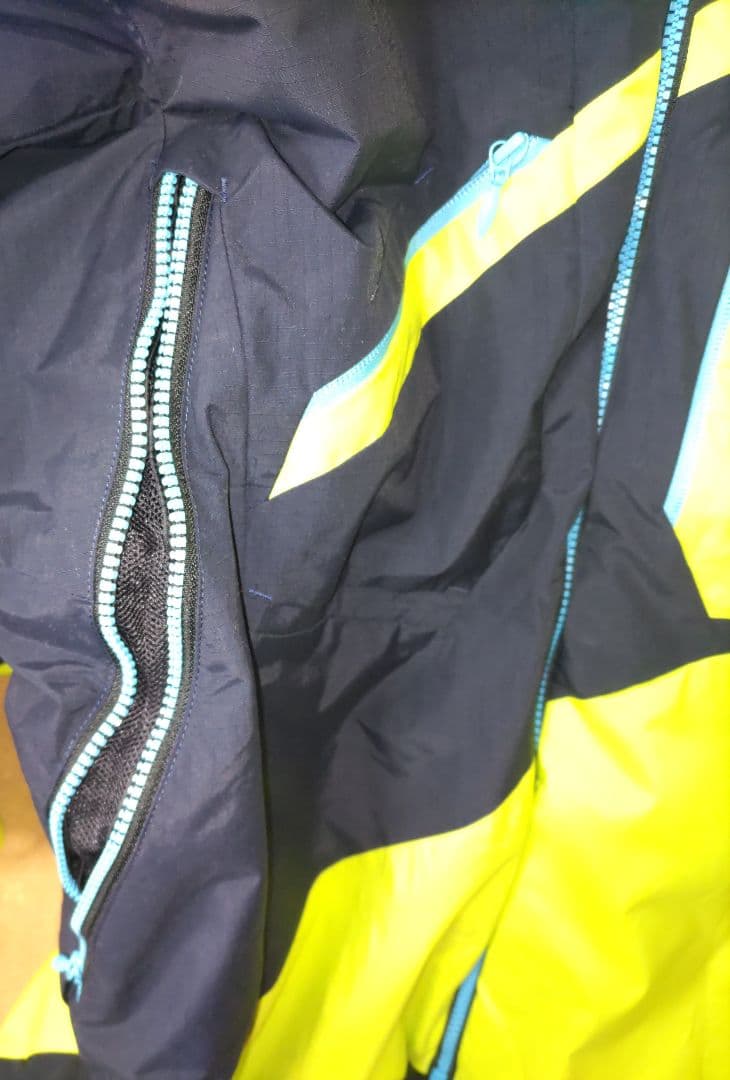 極美良品 DESCENT デサント 上下 サイズO ウエスト L-O