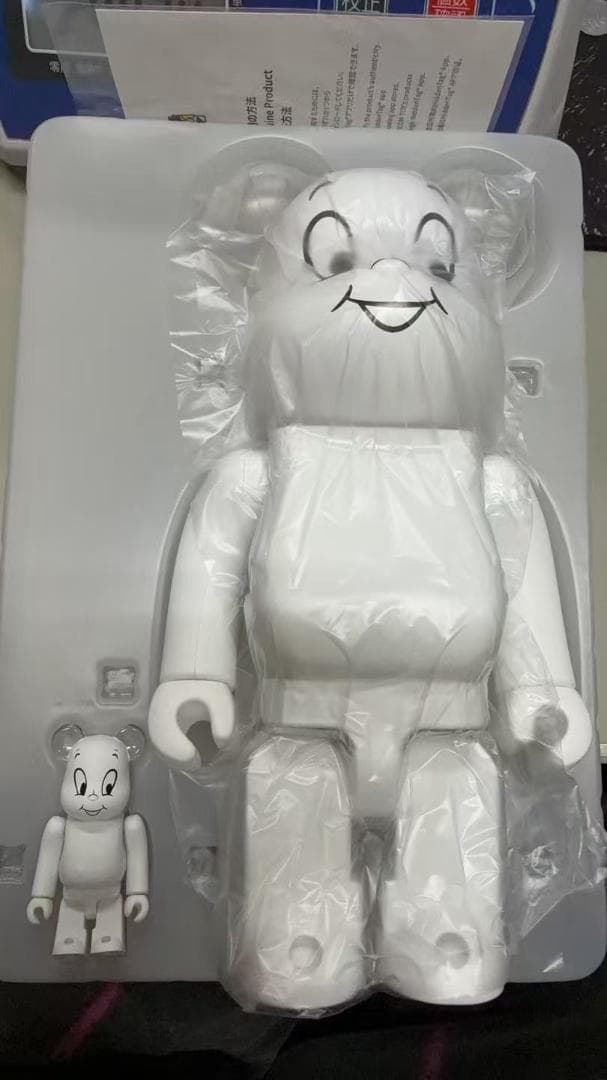 ポスター BE@RBRICK CASPER 100% & 400%