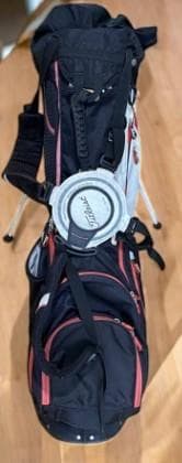 送料無料/超美品　Titleist 高級スタンド式/キャディバッグ 黒・赤