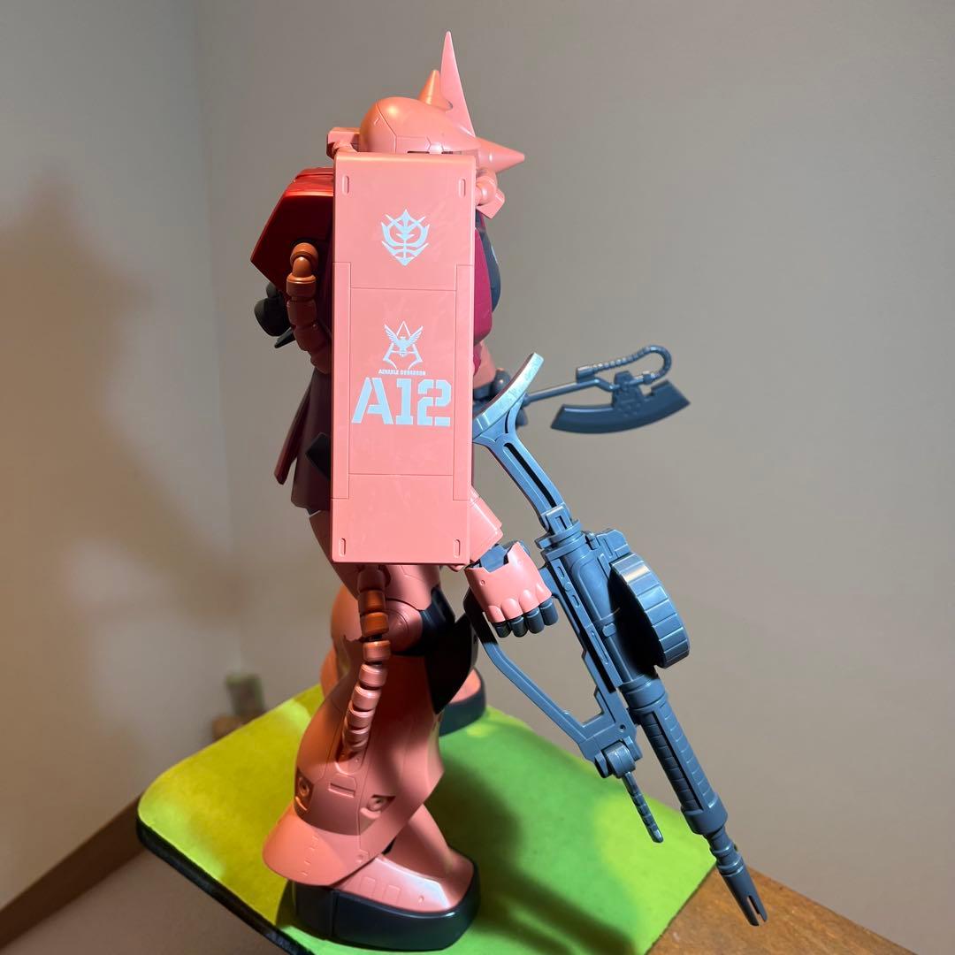 メガサイズ MS-06S シャア専用ザク II 完成品