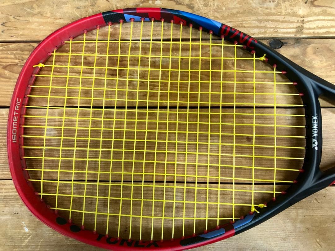 YONEX VCORE 100 G1 ＋ PTGF黒